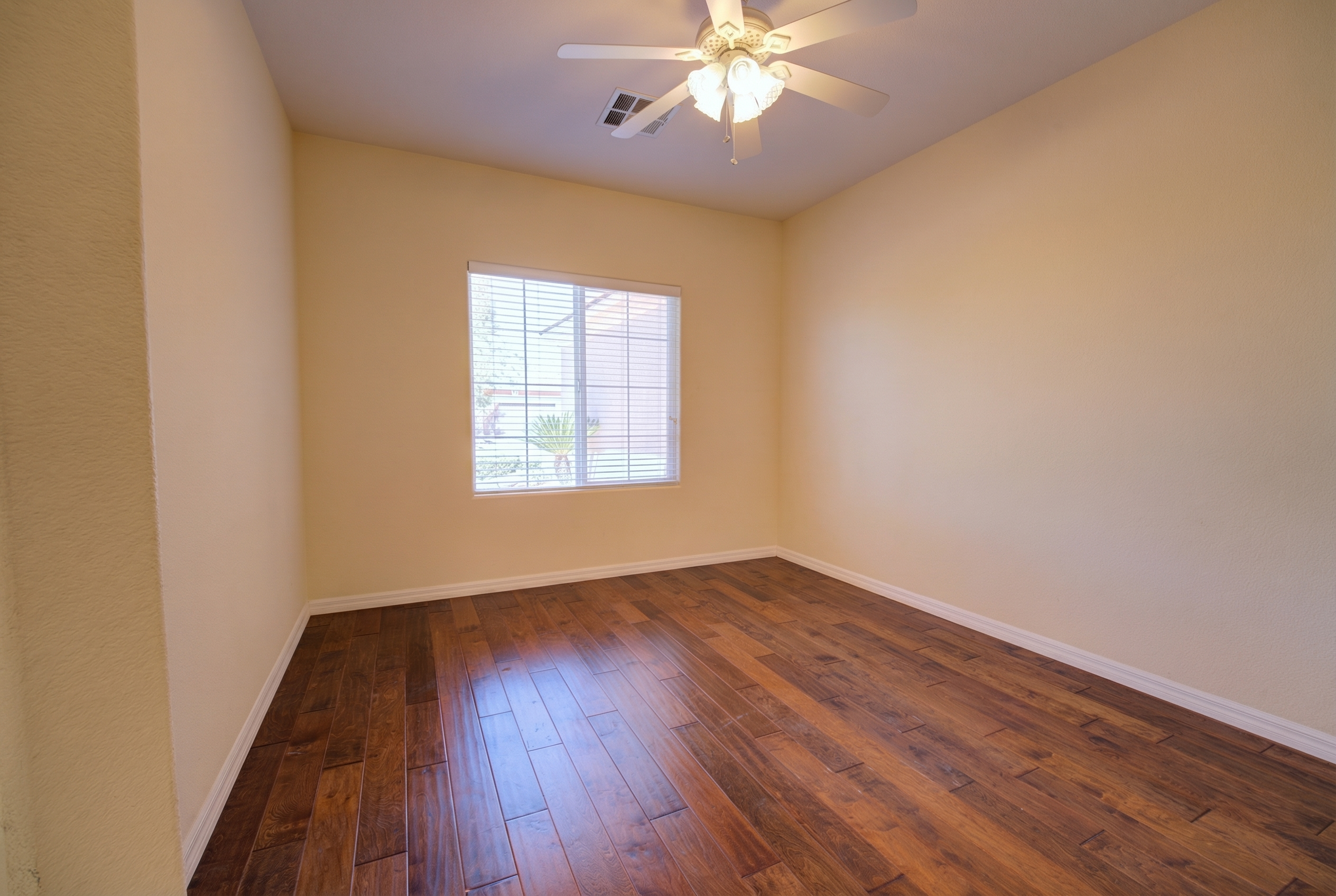Flex room with hardwood floors